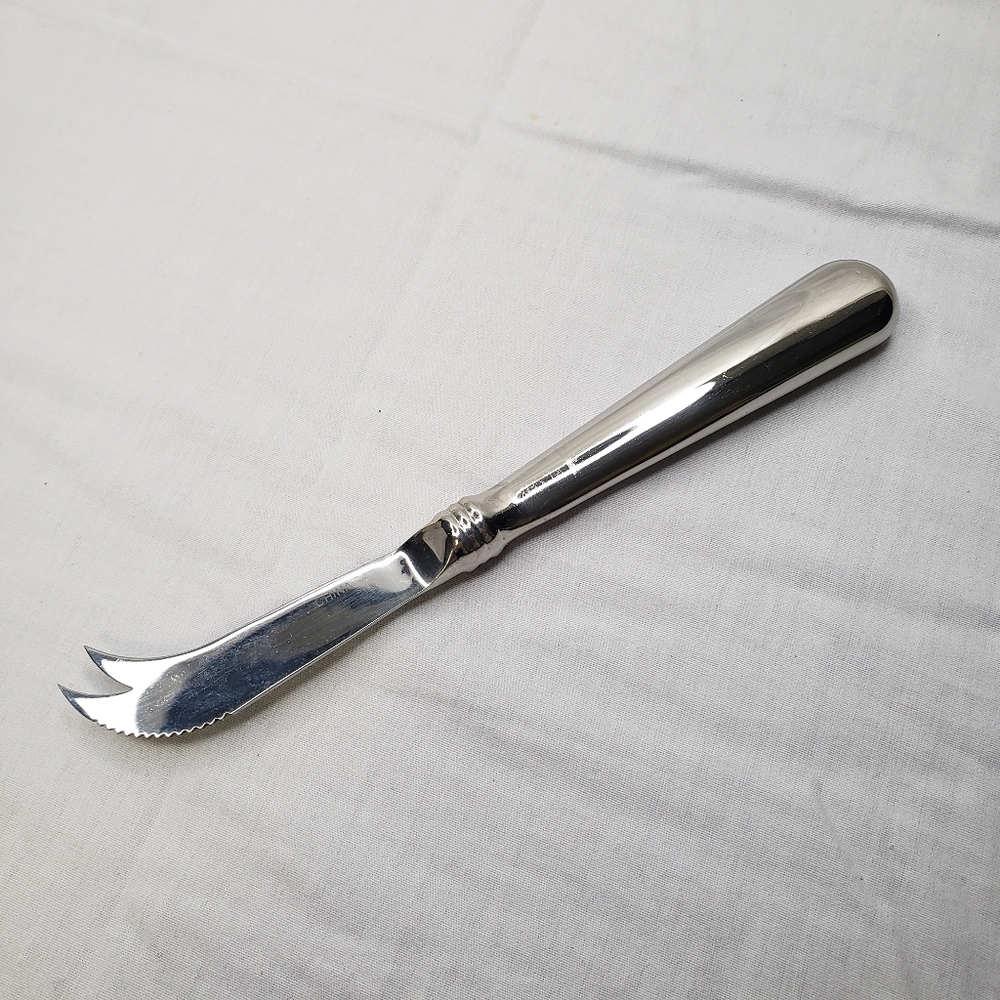 Williams And Sonoma Stainless Steel Serrated Cheese Knife